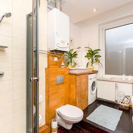 아파트 Apartament Zurawia *